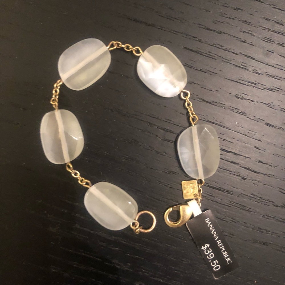 NWT New Banana Republic Bracelet Orig Price $39